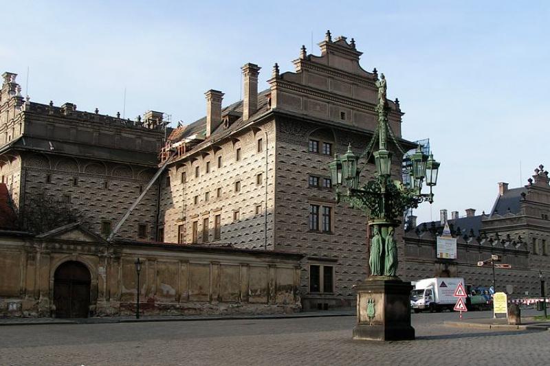 Schwarzenberský palác