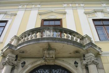 detail balkónu (© D Dohňanský, 04/2015)