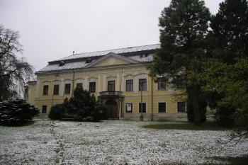 zámek Žádlovice (© Vlastislav Mareček, 11/2009)