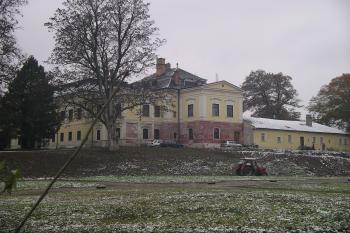 zámek Žádlovice (© Vlastislav Mareček, 11/2009)
