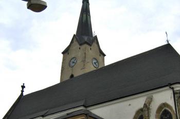 Kostel sv. Tomáše z Canterbury ( © Pavel Vítek 06/2008)