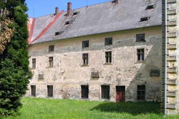 Severní křídlo ( © Luděk Pitter 06/2005)