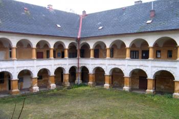 Zámek Ruda nad Moravou ( © Pavel Vítek 11/2009)