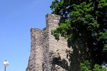 Severní hradby ( © Luděk Pitter 06/2004)