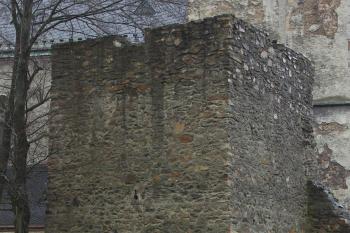 věž severních hradeb (© Karel Husák, 03/2009)