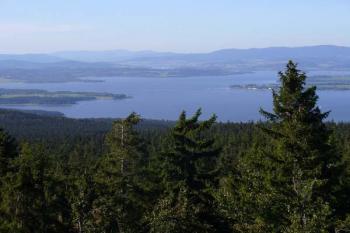 Vítkův Hrádek - výhled na Lipno a okolí (© Pavel Jarý,  10.9.2006)