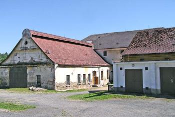 Pohled od severu ( © Luděk Pitter 06/2005)