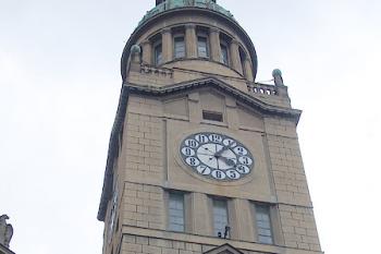 Radniční věž ( © Roman Řezáč 06/2005)
