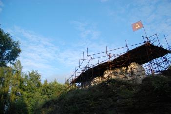 Hrad Vízmburk od severu (© Jan  Košťál, 05/2013)