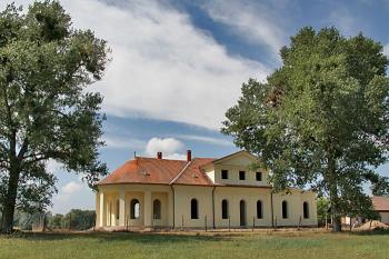 Lánský zámeček ( © Luděk Pitter 08/2007)