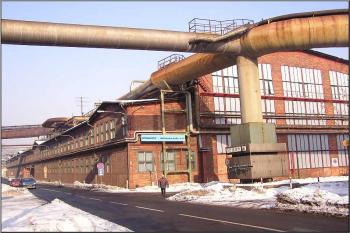 válcovna trub poblíže zámku ( © Jan P. Štěpánek 01/2006)