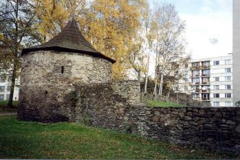  (© Karel Husák, 10/2001)