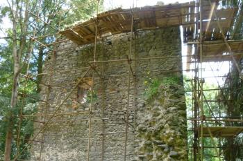 Volfštejn-zřícenina hradu (© Vlastislav Mareček, 06/2016)