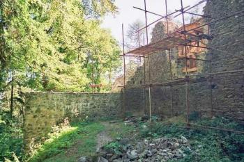 vnitřní prostor paláce (© Miroslav Rybáček, 09/2006)