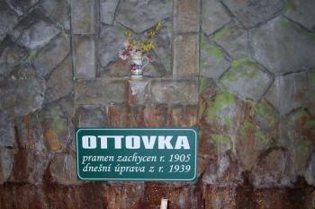 Luhačovice - Pramen Ottovka  (© Ivo Rozehnal, 05/2010)