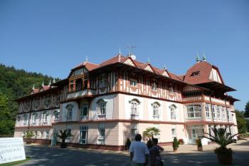 celkový pohled na Jurkovičův lázeňský dům ( © Jan P. Štěpánek 09/2008)