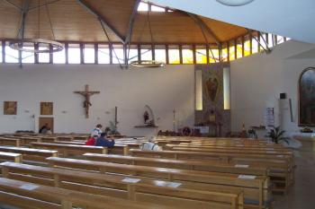 Luhačovice - kostel Sv.rodiny (© Ivo Rozehnal, 09/2008)