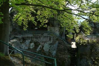 zřícenina hradu Vranov (© Vlastislav Mareček, 04/2011)