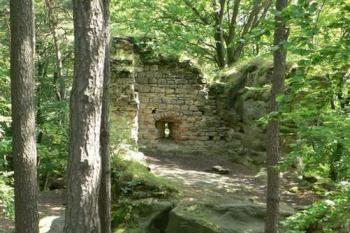 torzo věže (© Jiří Veselý 08/2005)