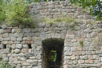 Okno v paláci. (2003 ©Martin Zdrůbek)