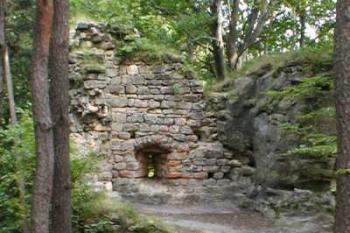 Interiér zbytku věže (2003 ©Martin Zdrůbek)