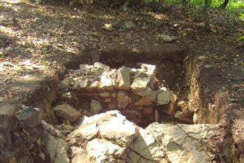 archeologická sonda - srpen 2008 (© Miroslav Šamal, 10/2008)