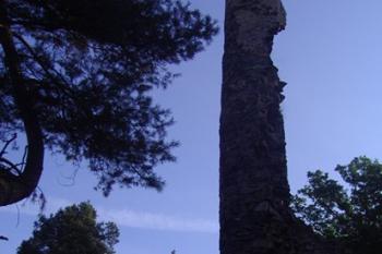 Romantický podvečerní pohled na donjon (© Miroslav Šamal, 10/2008)