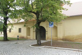 VSTUPNÍ - I.zámecká brána (© Pavel Pilař, 09/2010)