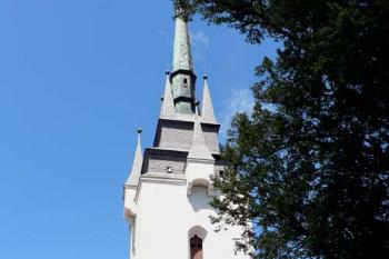 věž kostela (© Robert Šimek 07/2005)