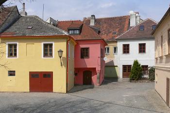 Barevné variace rozmanitosti zákoutí ( © Petr Turyna 04/2006)