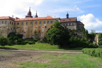 pohled od jihu (© Marek Pecka 06/2004)