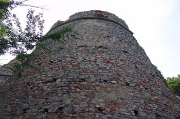 Okrouhlá bašta na severovýchodě ( © Roman Řezáč 07/2005)