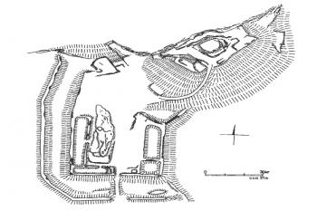 terénní náčrt ( © T. Durdík, 1993 (in T. Durdík, V. Kašpar, J. Úlovec: Povrchový průzkum hradu Zvěřince, Castellologica bohemica 7, Praha 2000))