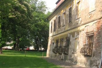 západní průčelí (© Jaroslav Špiroch, 05/2018)
