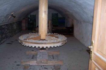 Strojovna vodního mandlu (© Vladimír Studecký 07/2005)