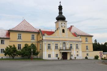 zámek Stádlec (© Vlastislav Mareček, 07/2016)