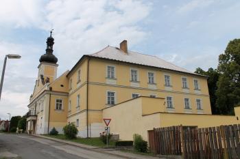 zámek Stádlec (© Vlastislav Mareček, 07/2016)