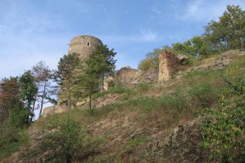 Žebrák (© Monika Gregorovičová, duben/2006)