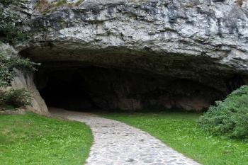Vchod do Sloupsko-šošůvských jeskyní ( © Radovan Smokoň 09/2007)