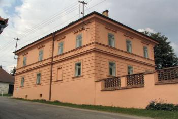 pohled od jihu ( © Pavel Zany Komárek 20/8/2005)