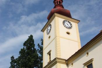 Zámecká věž od jihovýchodu ( © Ivan Grisa 09/2011)