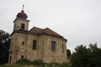 Kostel od jihozápadu ( © Ivan Grisa 06/2011)