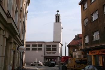 Severní průčelí ( © Ivan Grisa 06/2009)