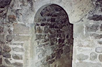 krypta (© Karel Husák, 2001)