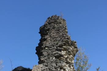 opravené zdivo pilíře vstupní věže (© Luděk Vláčil, 10/2014)