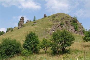 Pohled od jihozápadu ( © Roman Řezáč 08/2005)