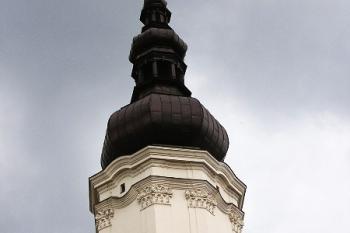 barokní nástavba věže ( © Jan P. Štěpánek 08/2005)