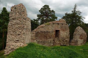Zřícenina hradu Žumberk (© Jiří Cukr, 08/2014)