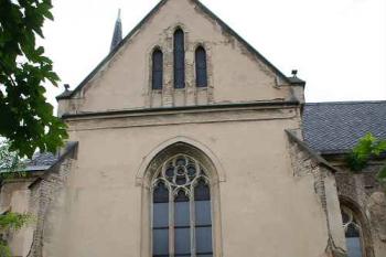Východní stěna příčné lodi (© Ivan Grisa, 05/2008)