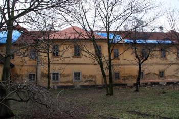 Jihovýchodní fronta zámku ( © iV 20.1.2008)